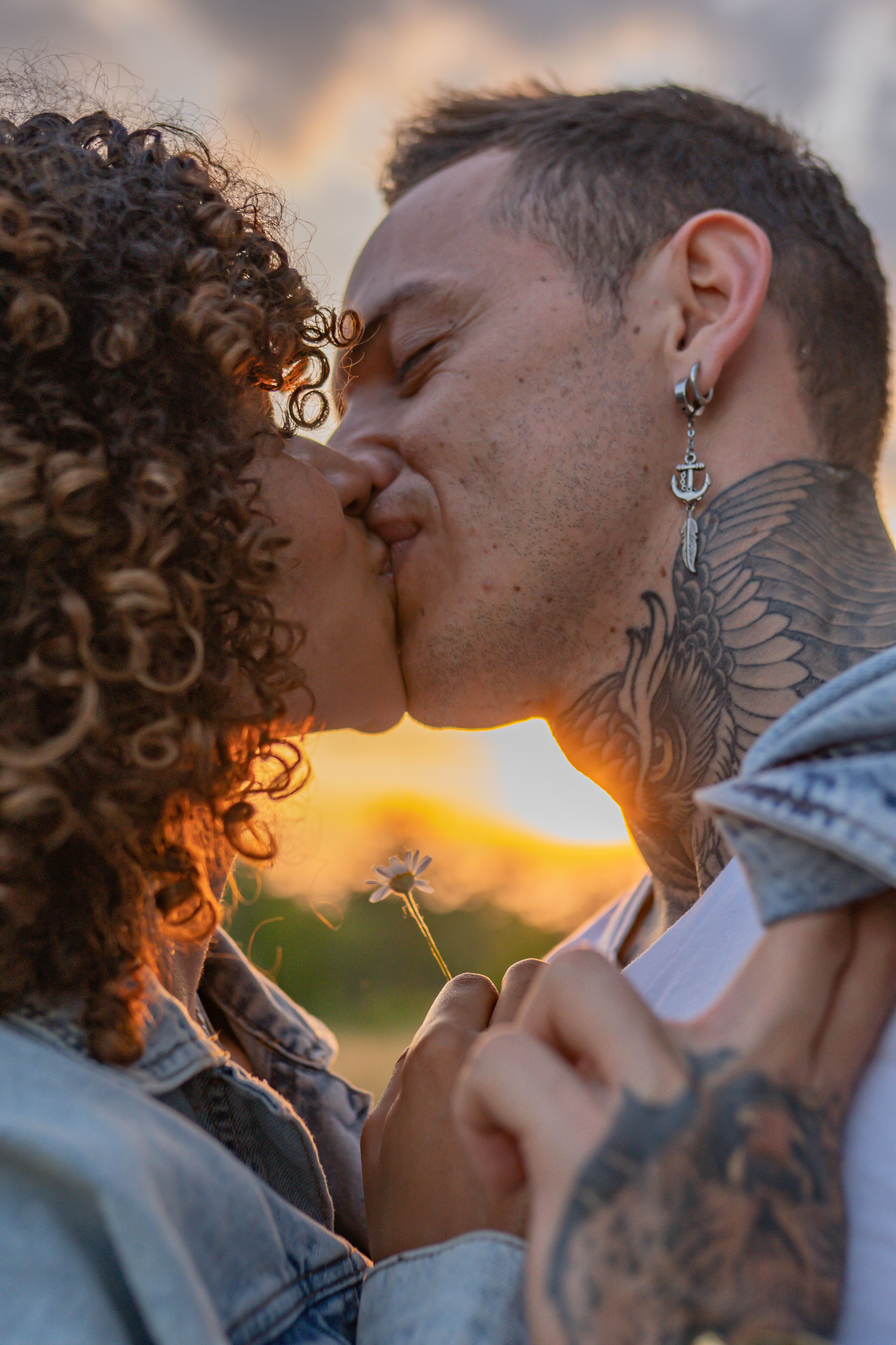 Tatuagem na nuca feminina